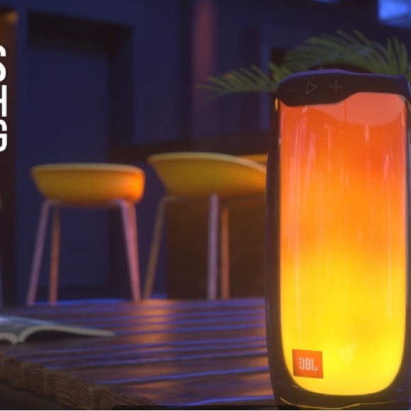 (New) JBL Pulse 4 Portable Speaker - Picture 7 of 11